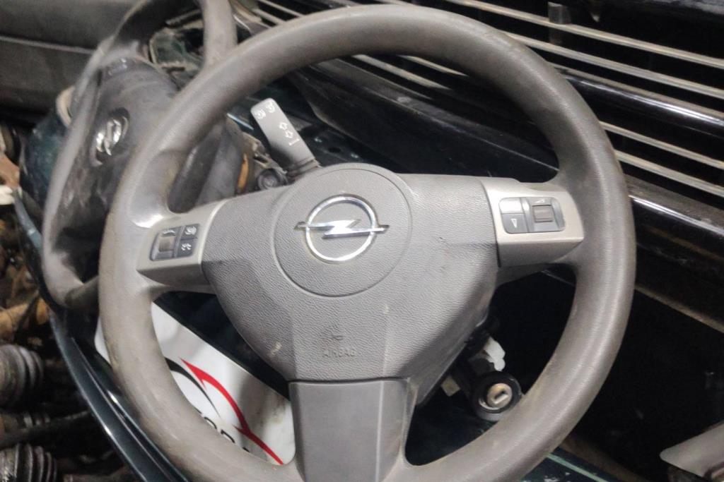 Cabin  Steering Wheel Opel Astra