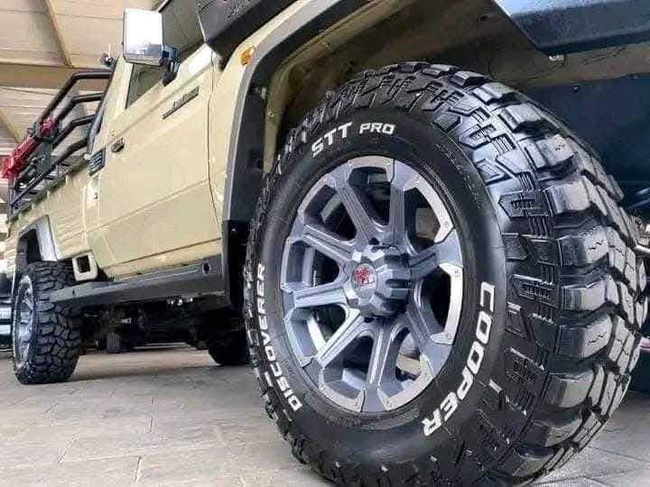 تويوتا لاندكروزر 2018