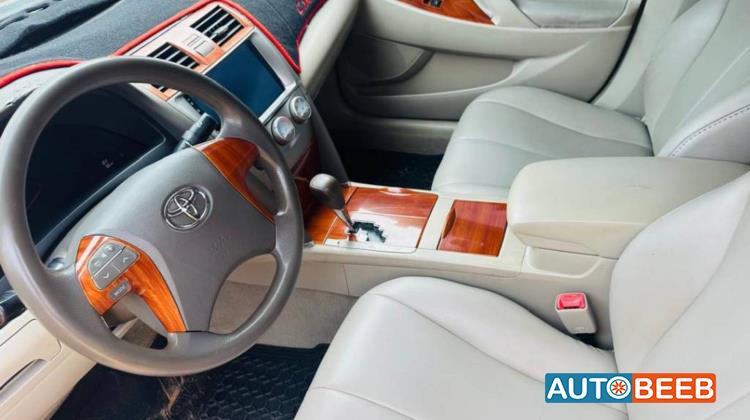 Toyota Camry 2010