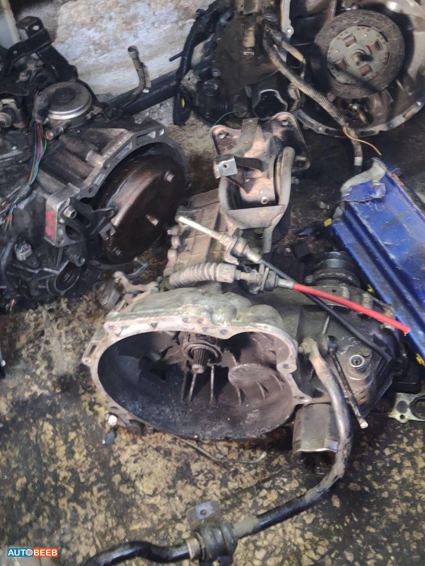 جير عادي هيونداي افانتي 1995 1996 1997