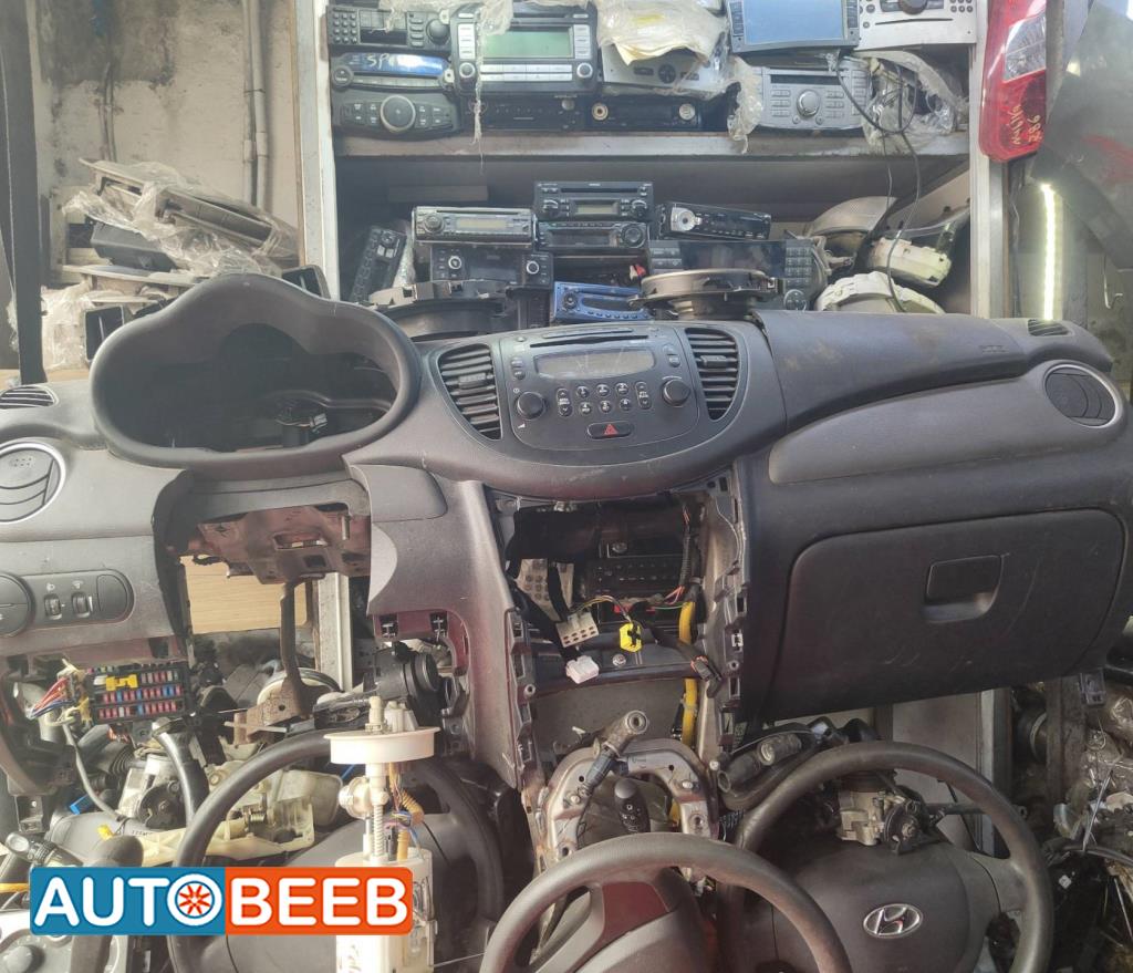 Cabin  Dashboard Hyundai i10