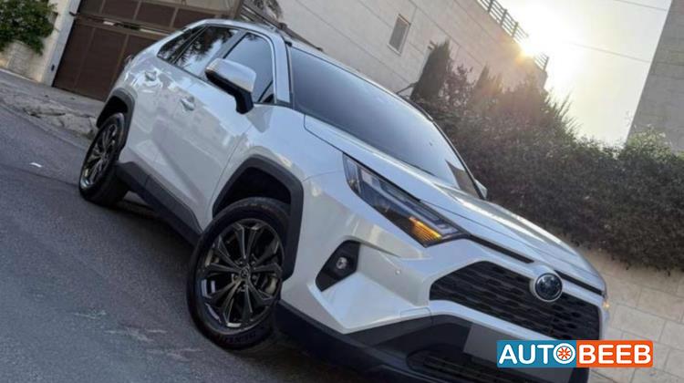 Toyota RAV4 2023