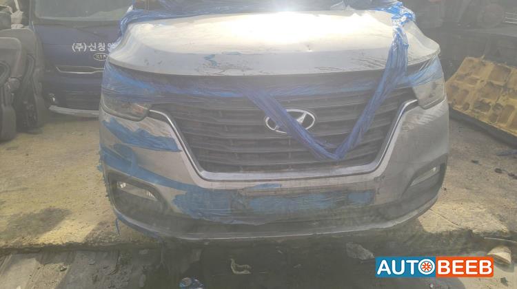 Body  Front clip Hyundai H1