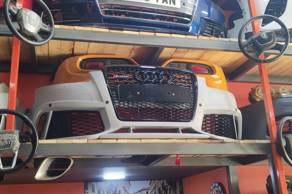 Body  Bumper Audi RS6