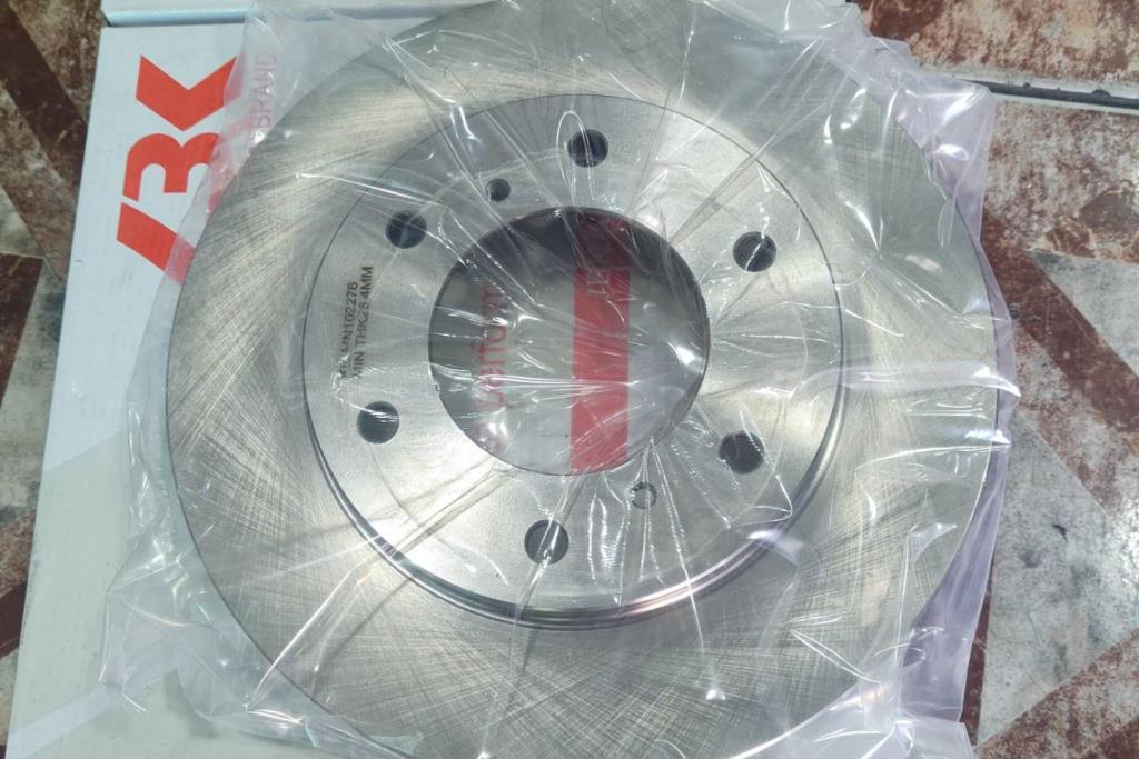 بلاطه بريك ميتسوبيشي L200 2007 2008 2009 2010 2011 2012 2013 2014 2015