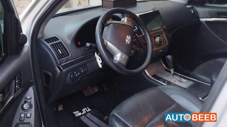 هيونداي سنتافي 2010