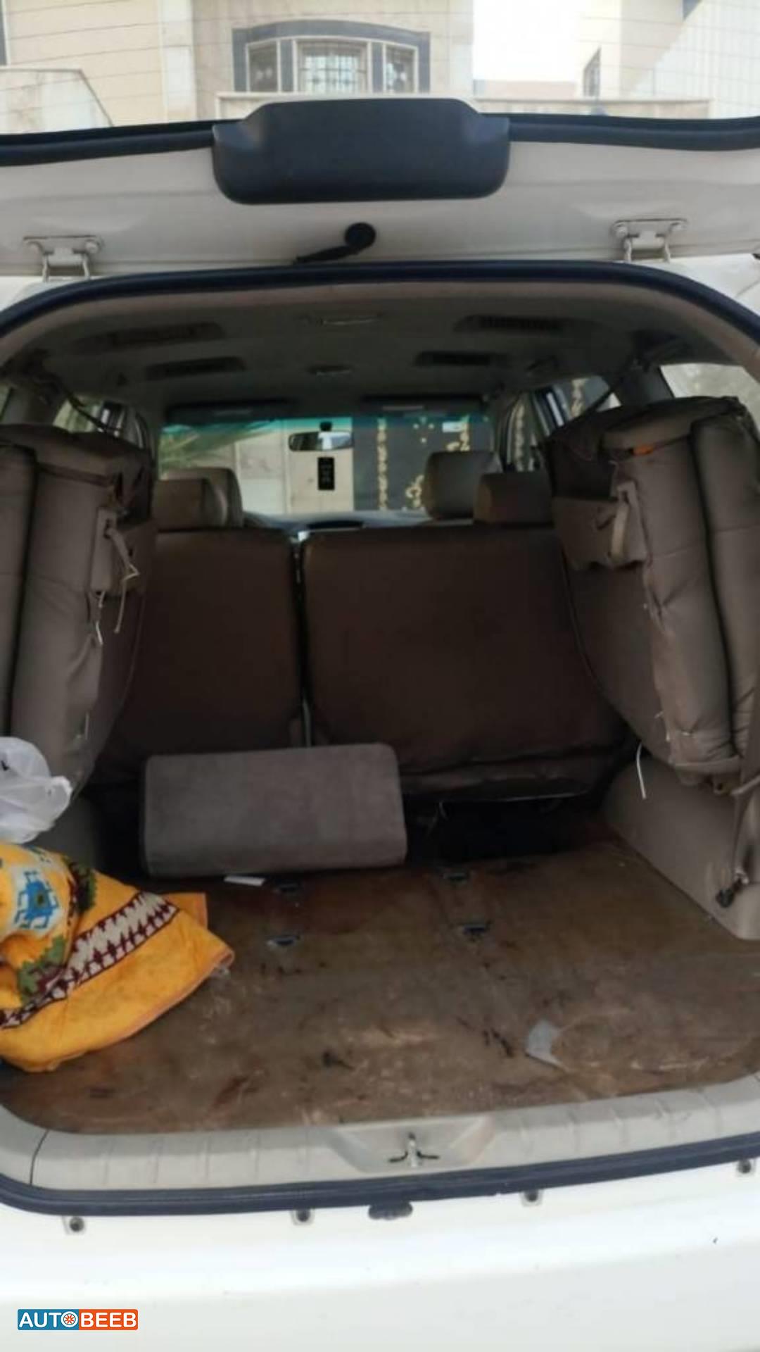 تويوتا انوفا 2014