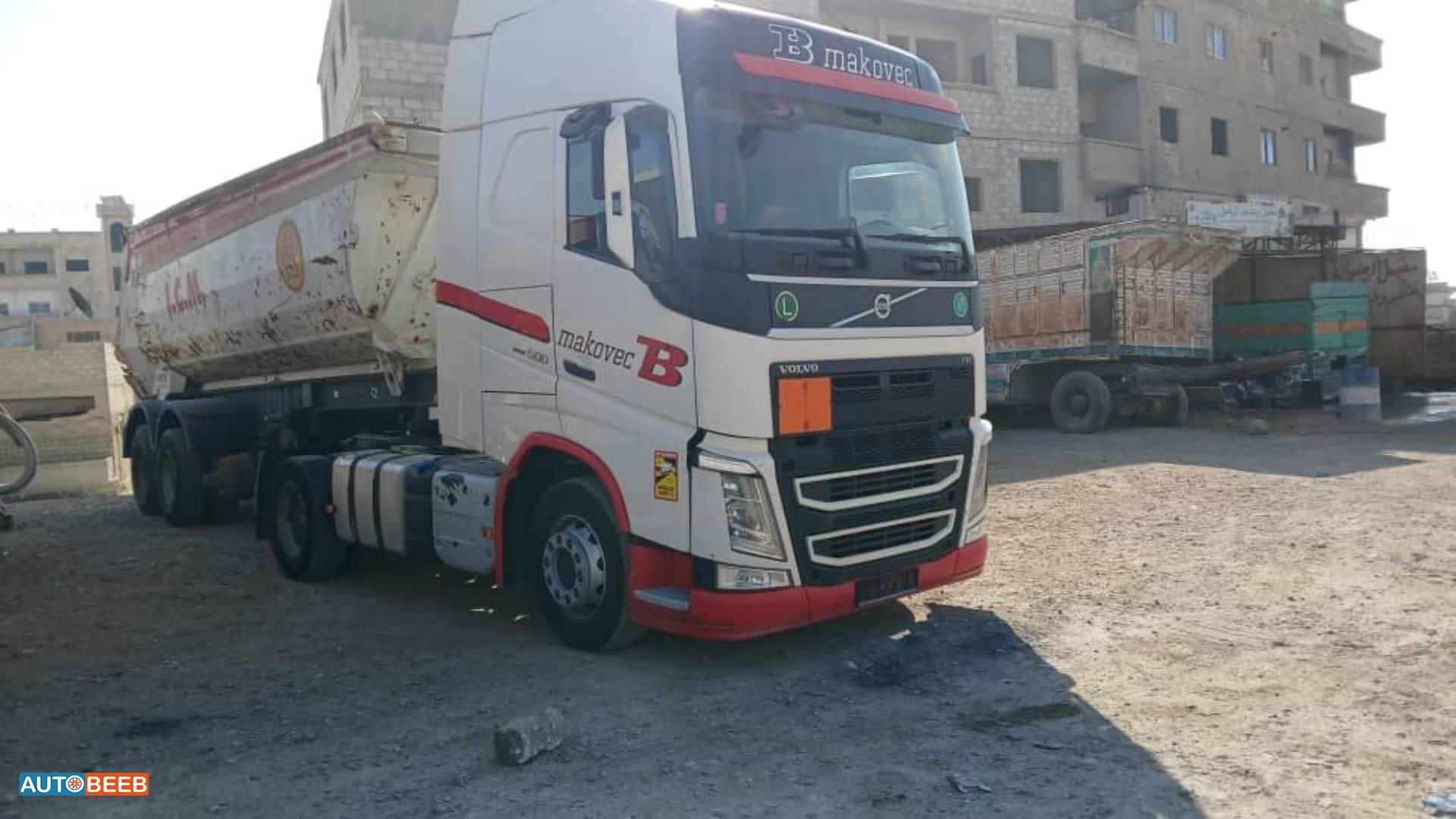 راس تريلا فولفو 2015