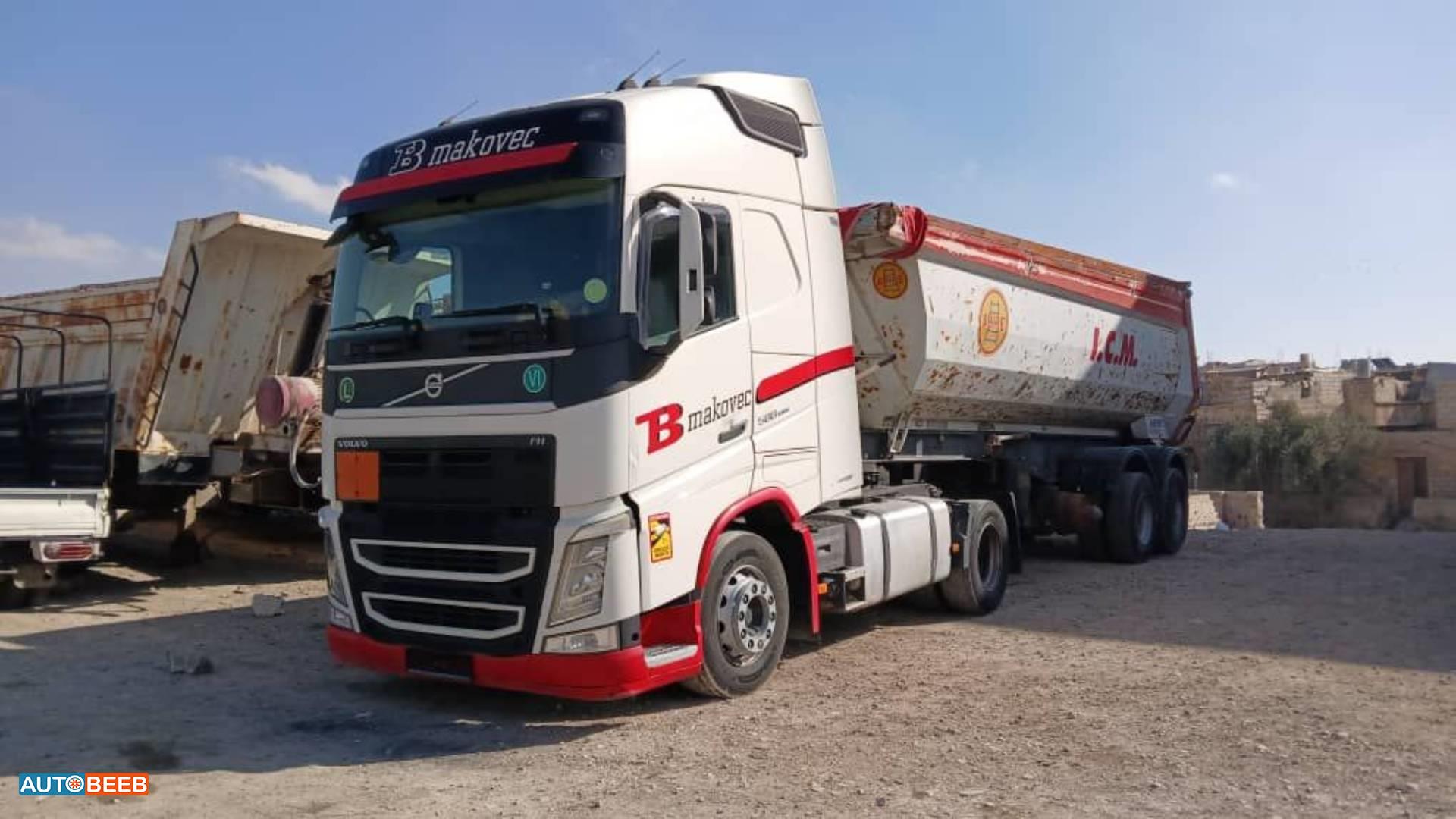 راس تريلا فولفو 2015