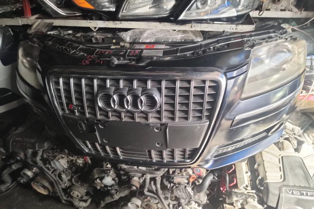Body  Bumper Audi S8