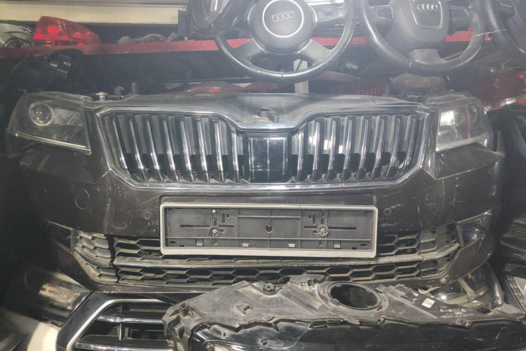 Body  Bumper Skoda Superb