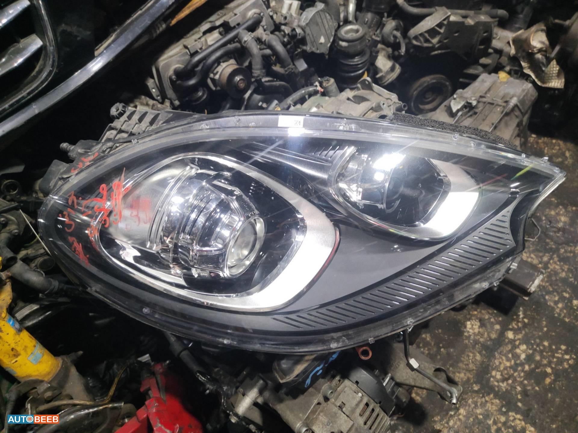 Lights Front light Porsche Macan