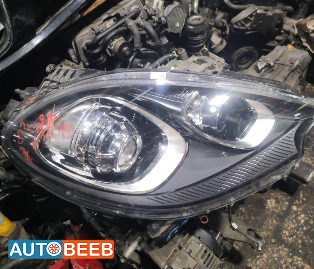 Lights Front light Porsche Macan