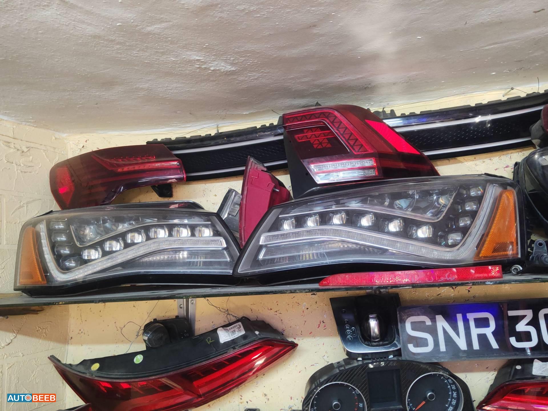 ضوء امامي يمين شمال اودي A8 2012 2013 2014 2015