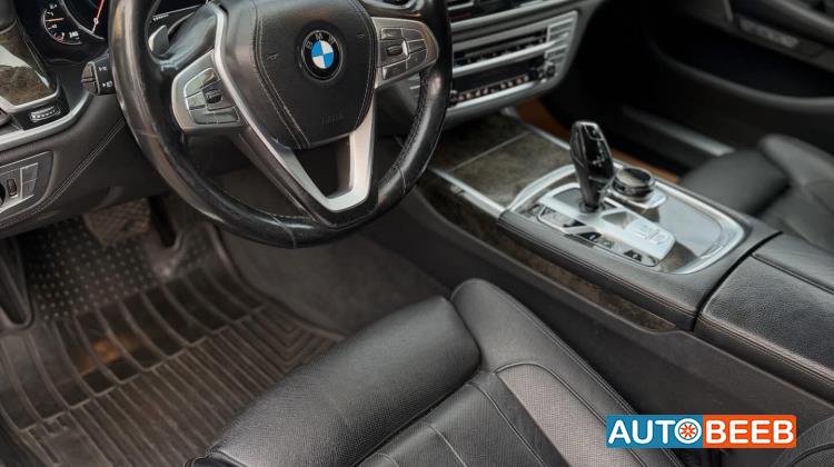 BMW 740 2017