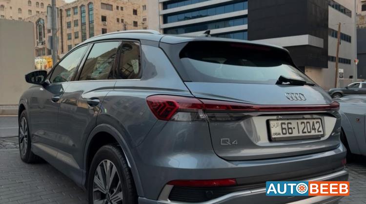 Audi Q4 e-tron 2023