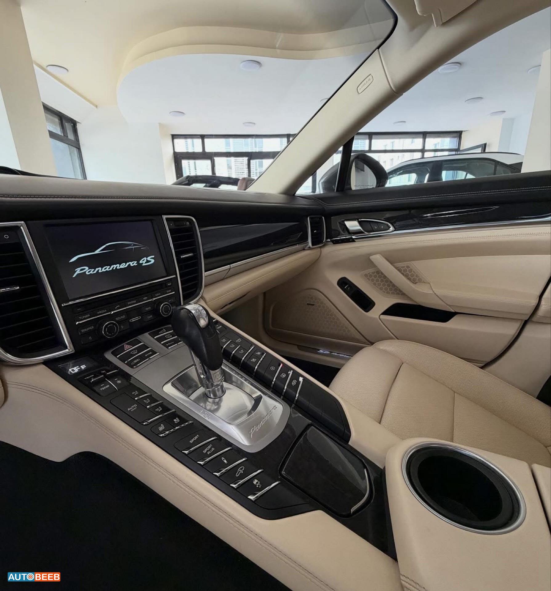 Porsche Panamera 2014