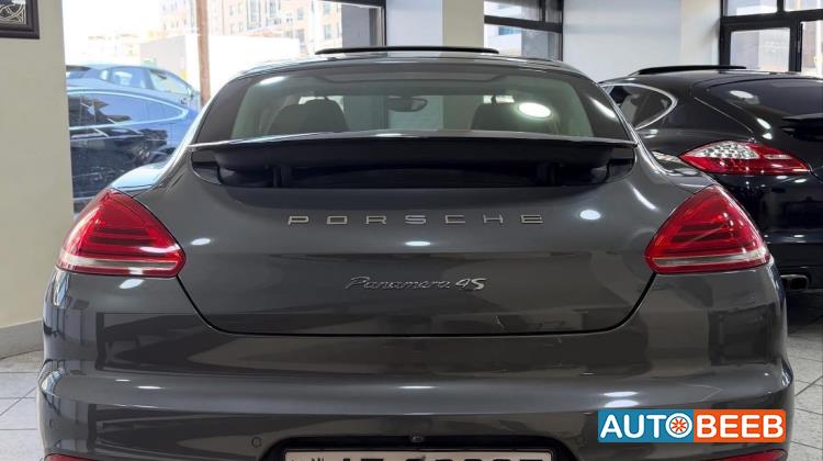 Porsche Panamera 2014