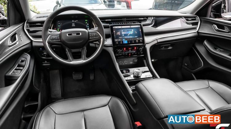 Jeep Grand Cherokee 2023