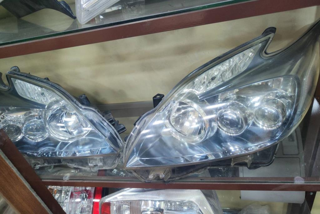 Lights Front light Toyota Prius