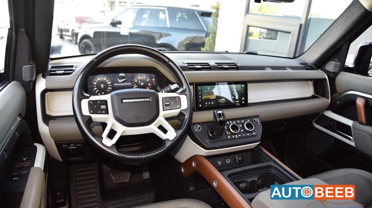 Land Rover Defender 2021