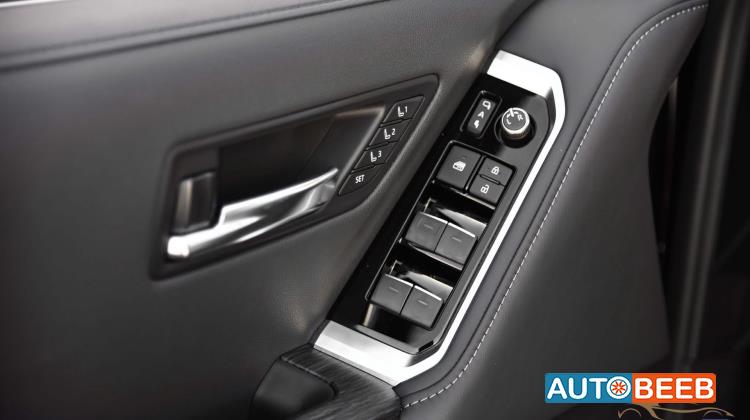 Toyota Land Cruiser 2024