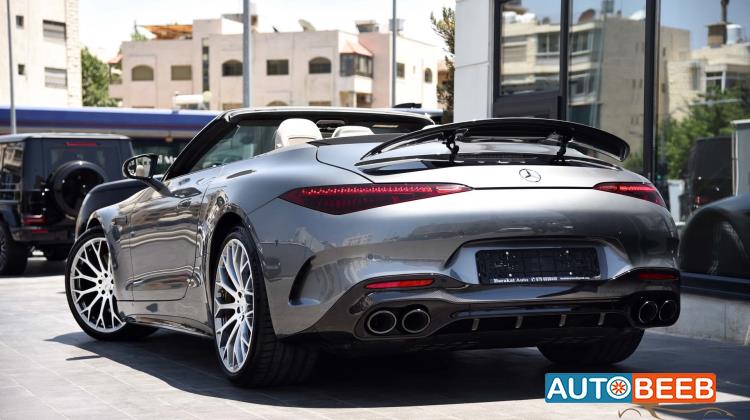 Mercedes Benz SL43 AMG 2022