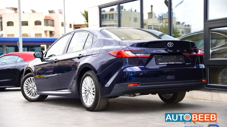 Toyota Camry 2025
