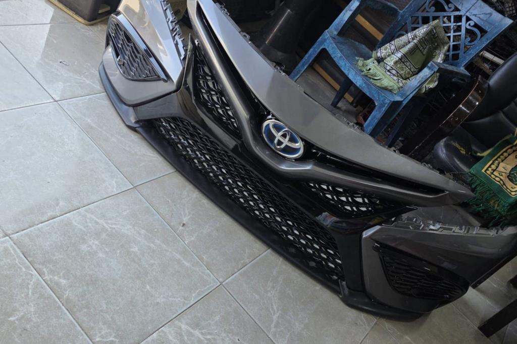 طمبون امامي تويوتا كامري 2021 2022 2023