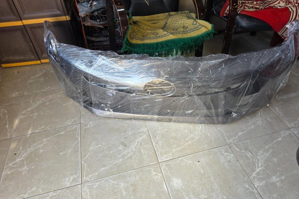 Body  Bumper Toyota Prius