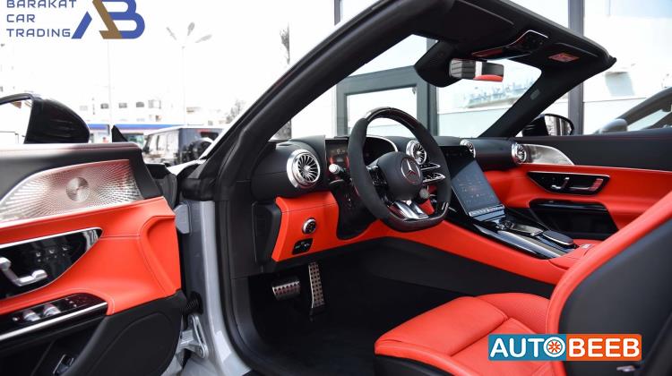 Mercedes Benz SL43 AMG 2023