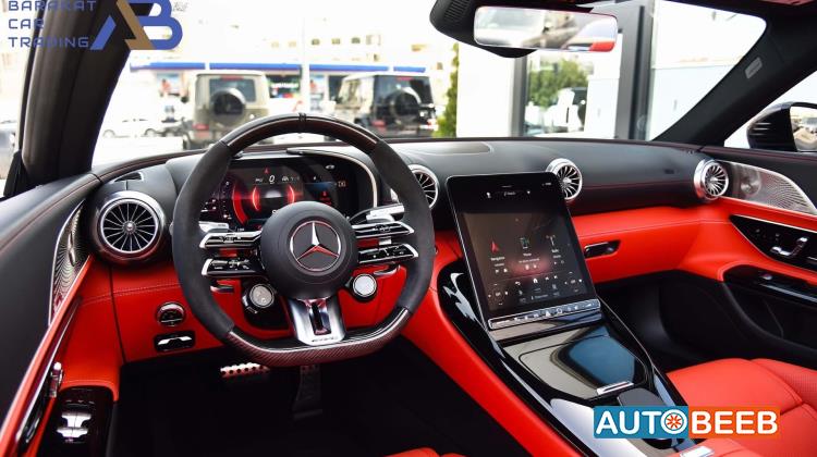 Mercedes Benz SL43 AMG 2023