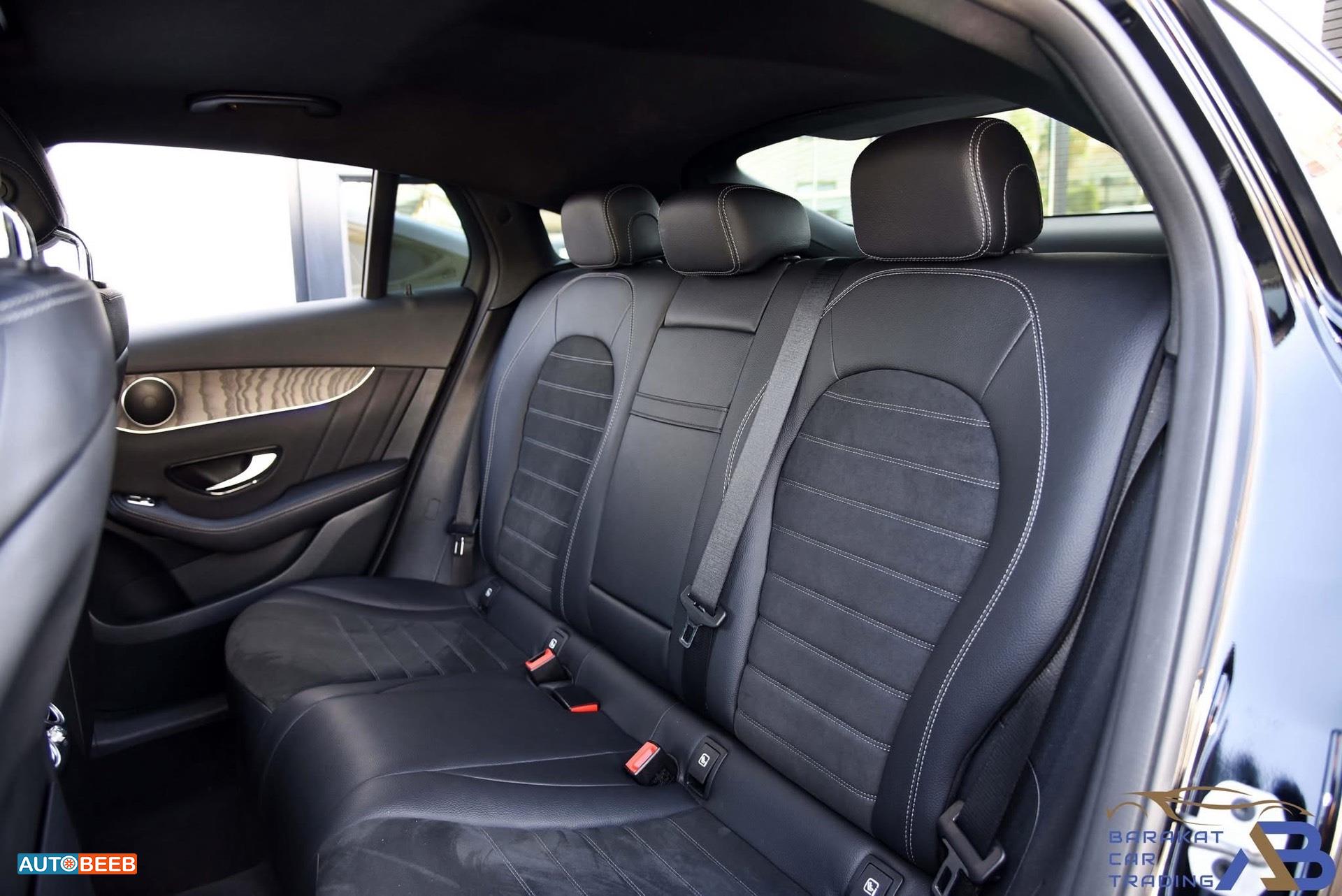 Mercedes Benz GLC200 2021