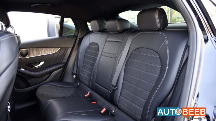 Mercedes Benz GLC200 2021