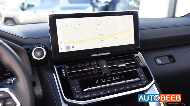 تويوتا لاندكروزر 2025