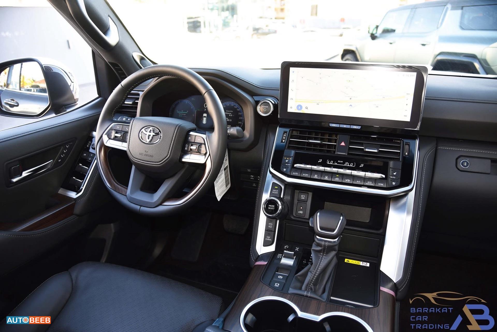 تويوتا لاندكروزر 2025