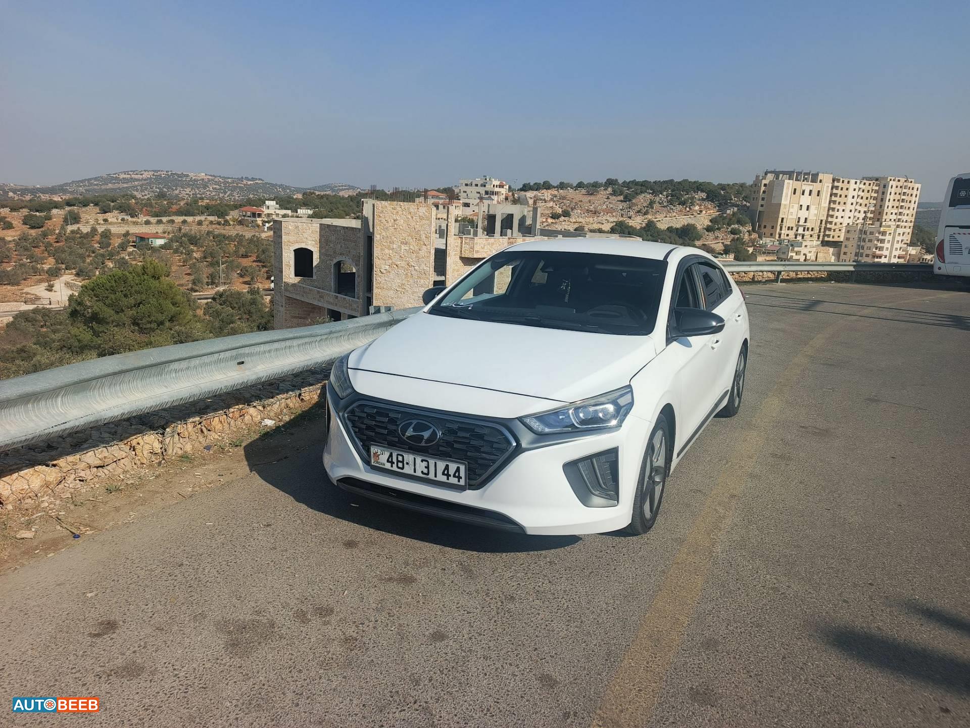 Hyundai Ioniq 2022