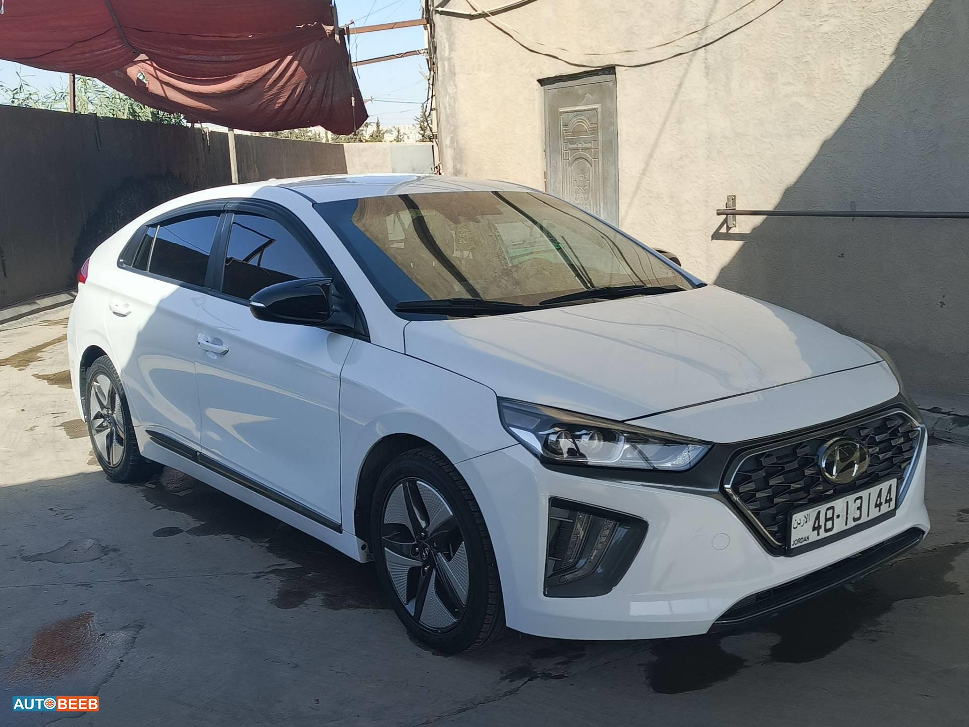 Hyundai Ioniq 2022