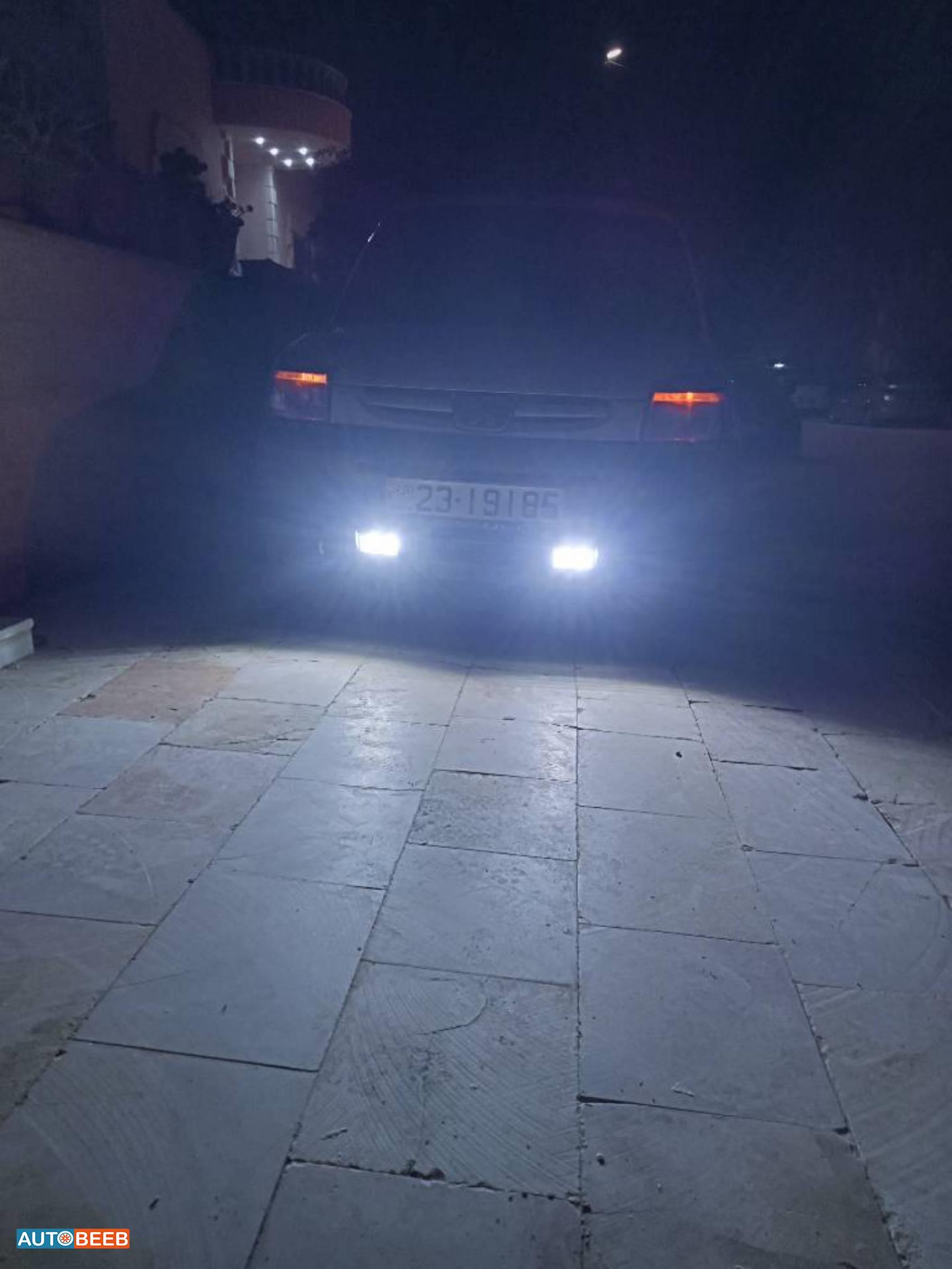 Peugeot Partner 2012