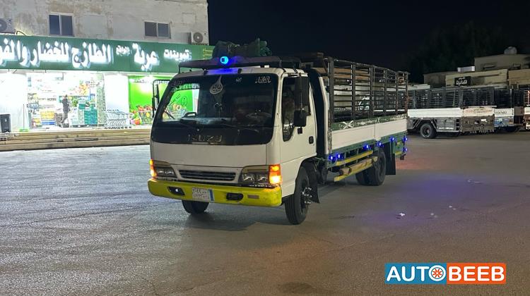 ناقلة اخشاب ايسوزو 1994