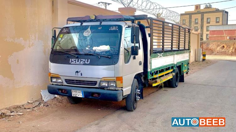 ناقلة اخشاب ايسوزو 1994