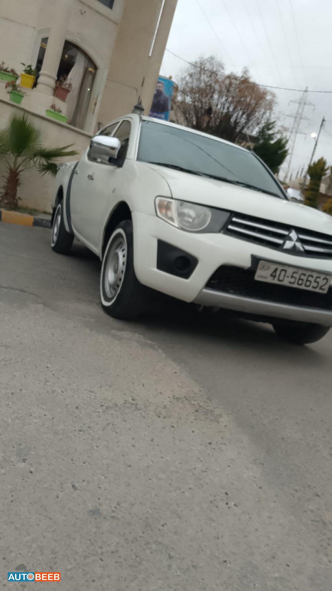 ميتسوبيشي L200 2015