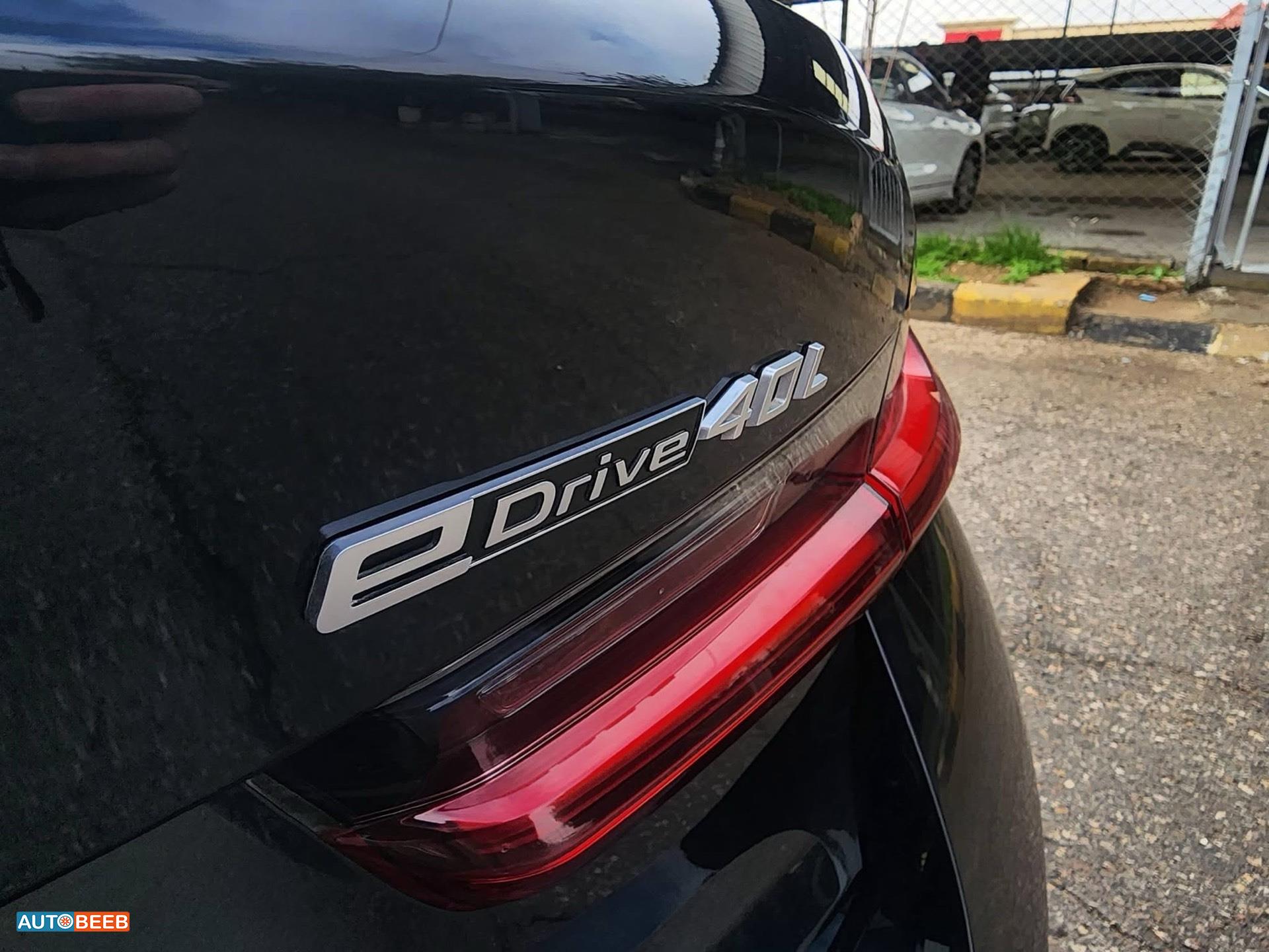 بي ام دبليو i3 2023