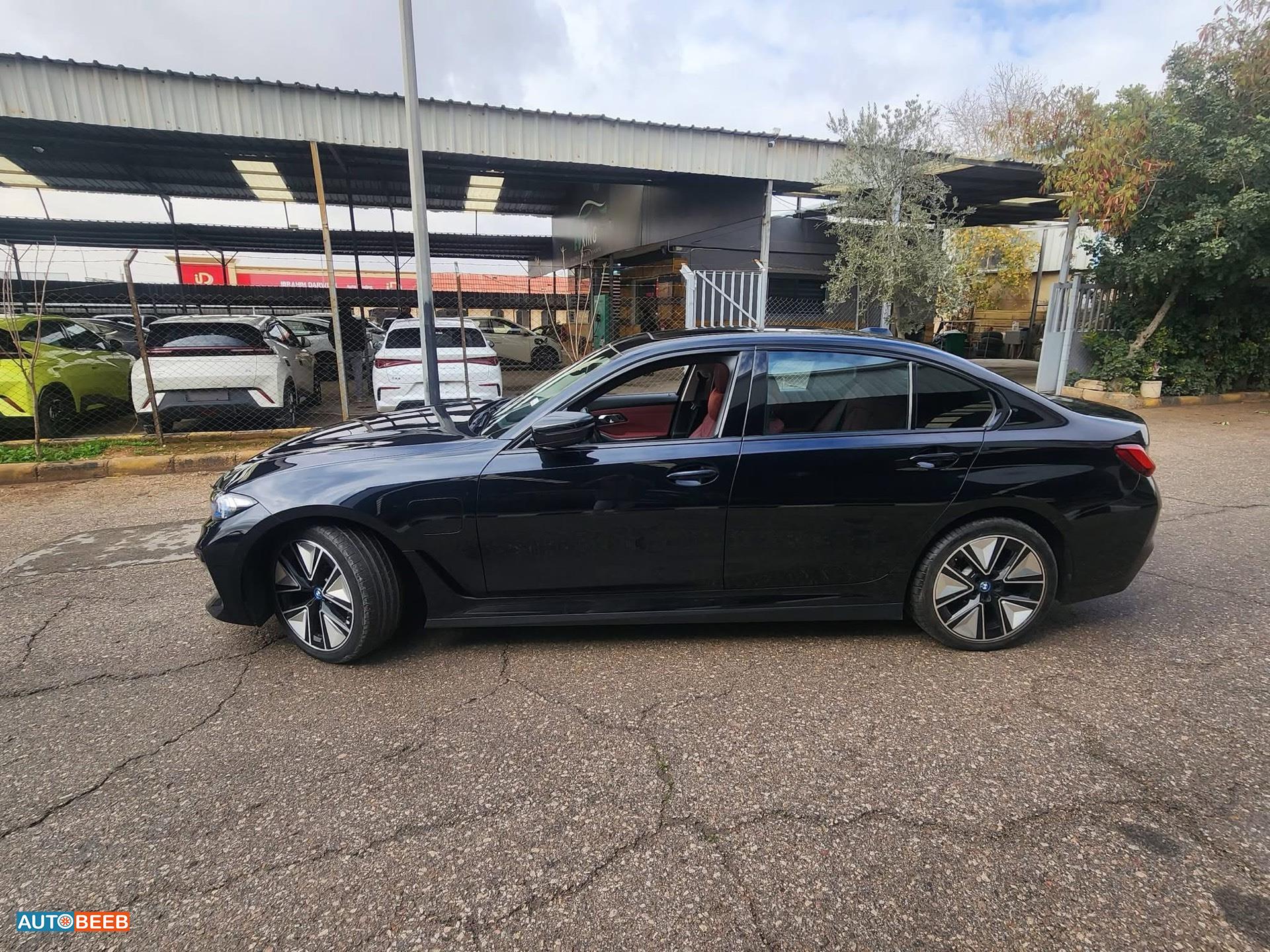 بي ام دبليو i3 2023