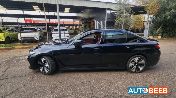 بي ام دبليو i3 2023