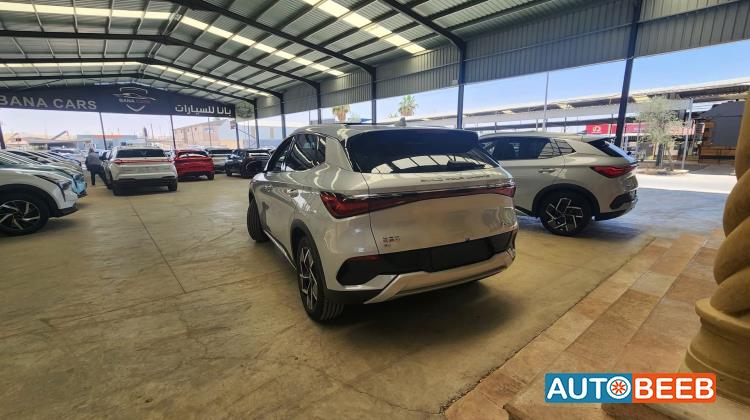 بي واي دي يوان 2023