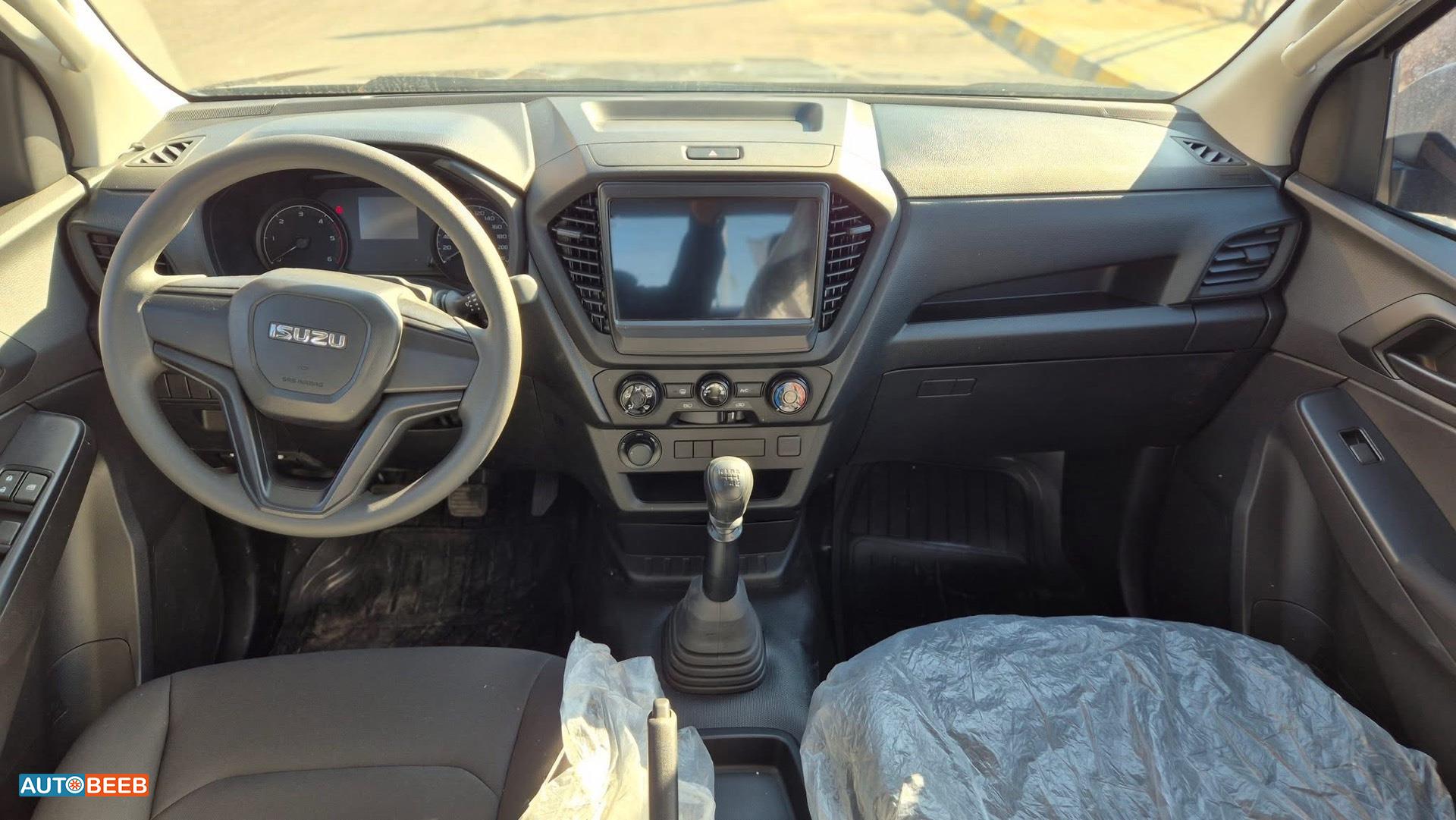 ايسوزو دي ماكس 2026