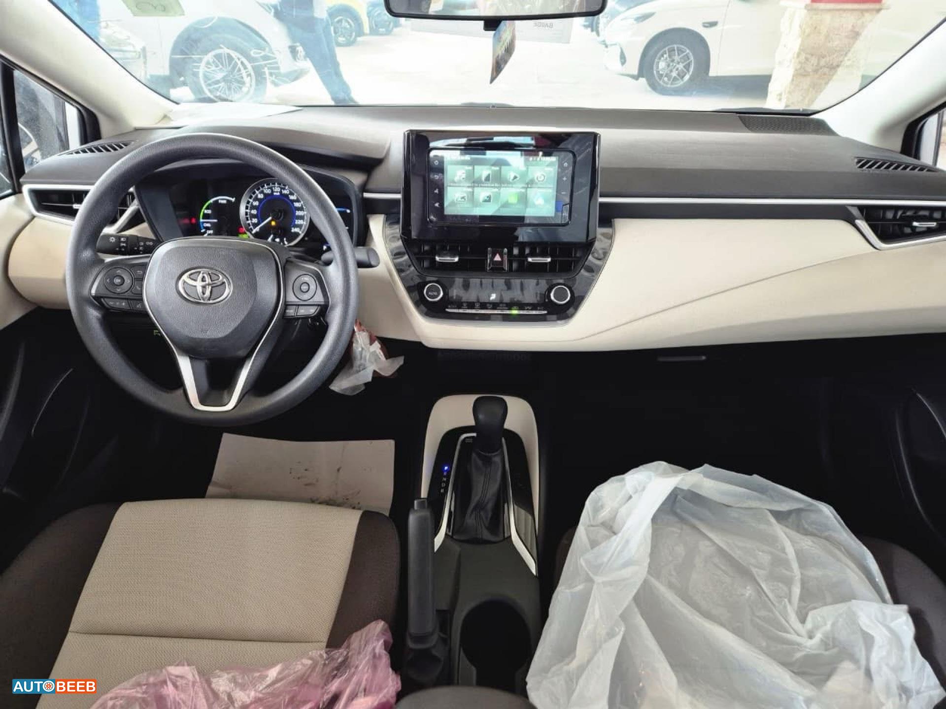 تويوتا كورولا 2025