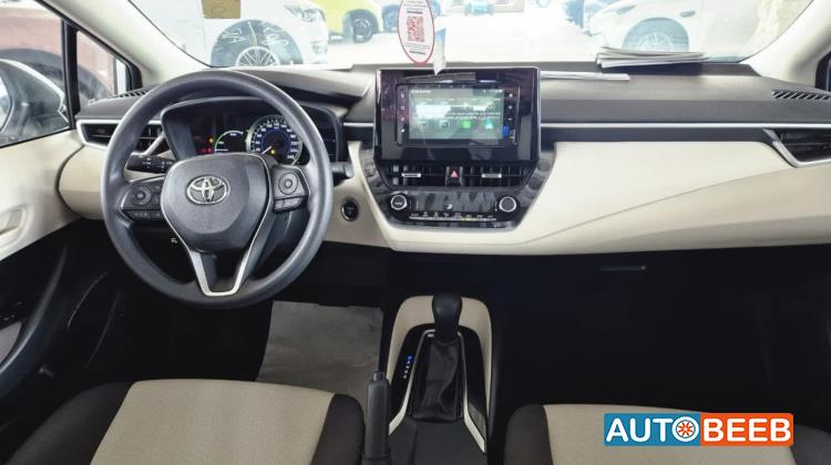 تويوتا كورولا 2025