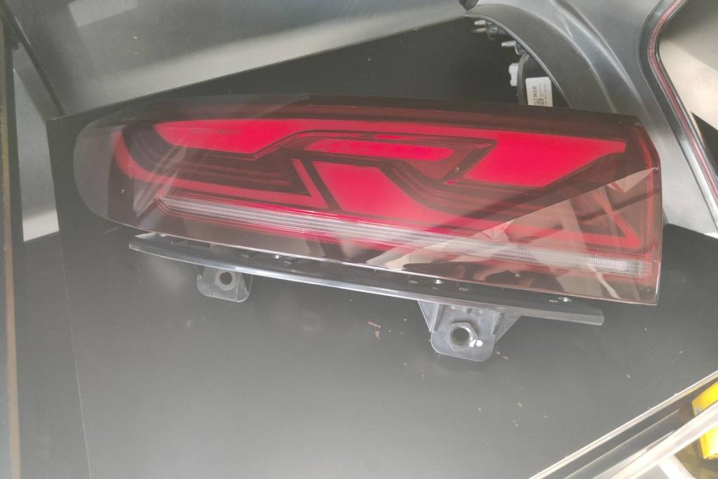 ضوء خلفي يمين شمال بي واي دي هان 2022 2023 2024 2025